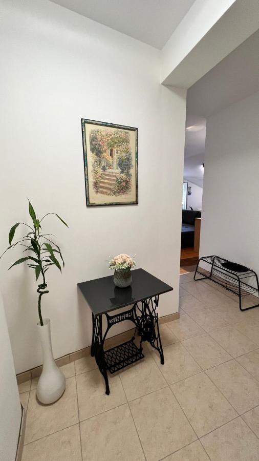 Apartment Apartman Prova Zadar S Pogledom Na More I Besplatnim Parkingom